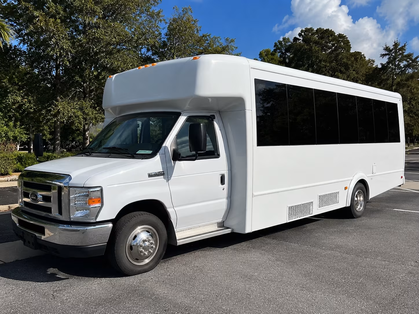 party buses for santa cruz mountains wine tours from redwood city