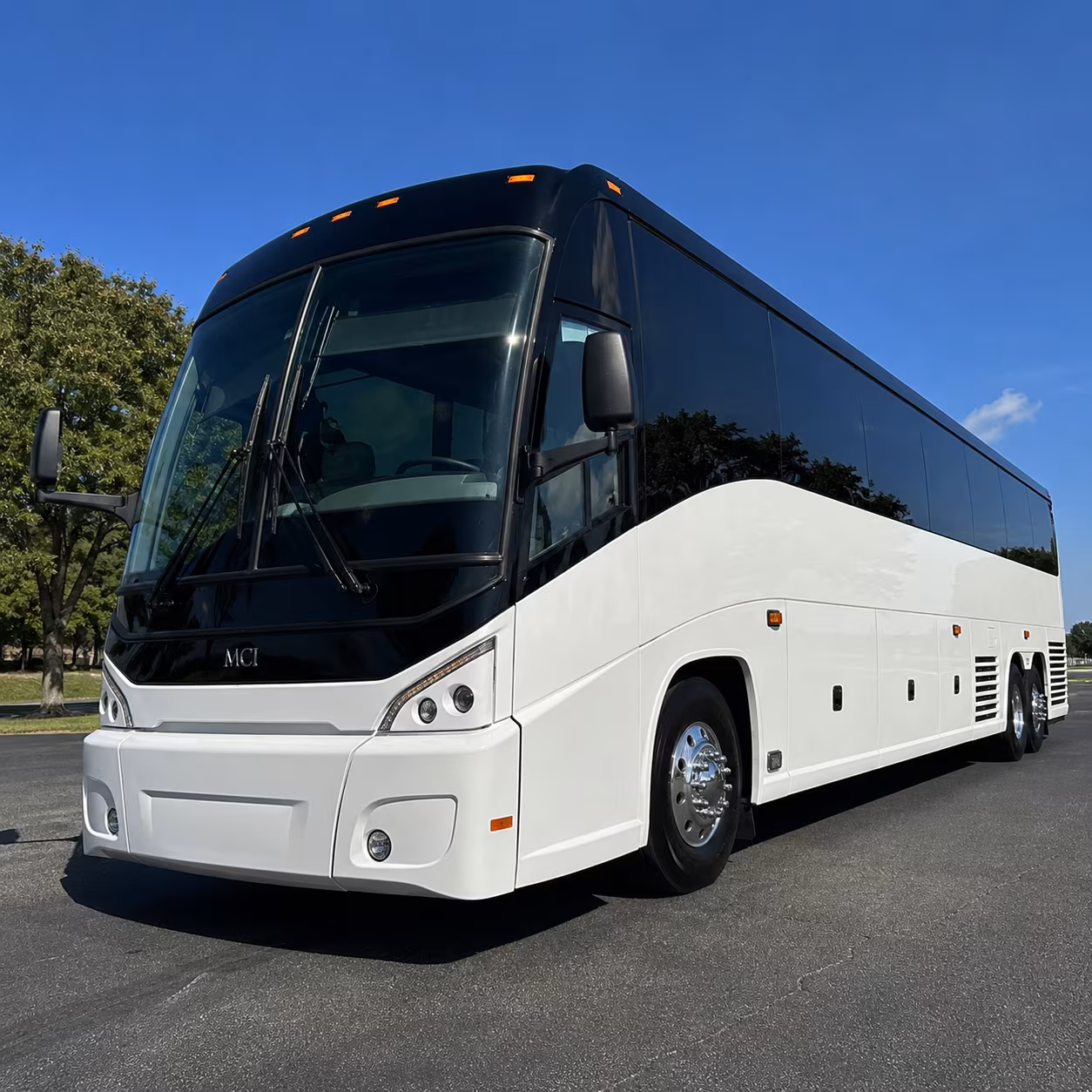 redwood city tech campus shuttle buses along us 101